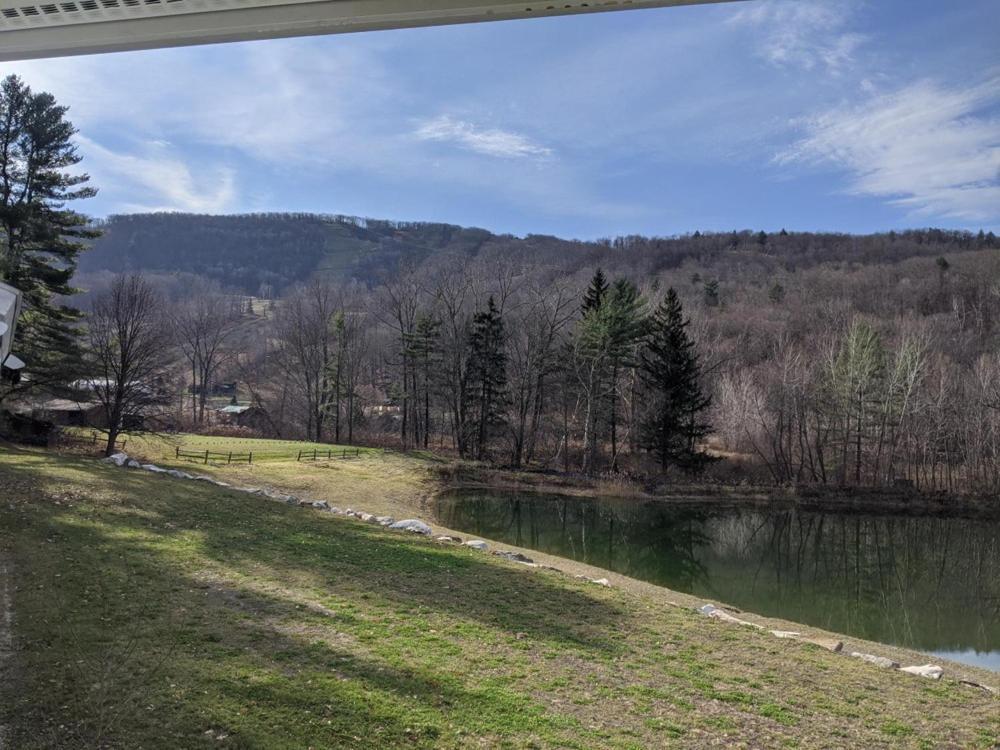Catamount Lodging Hillsdale Экстерьер фото